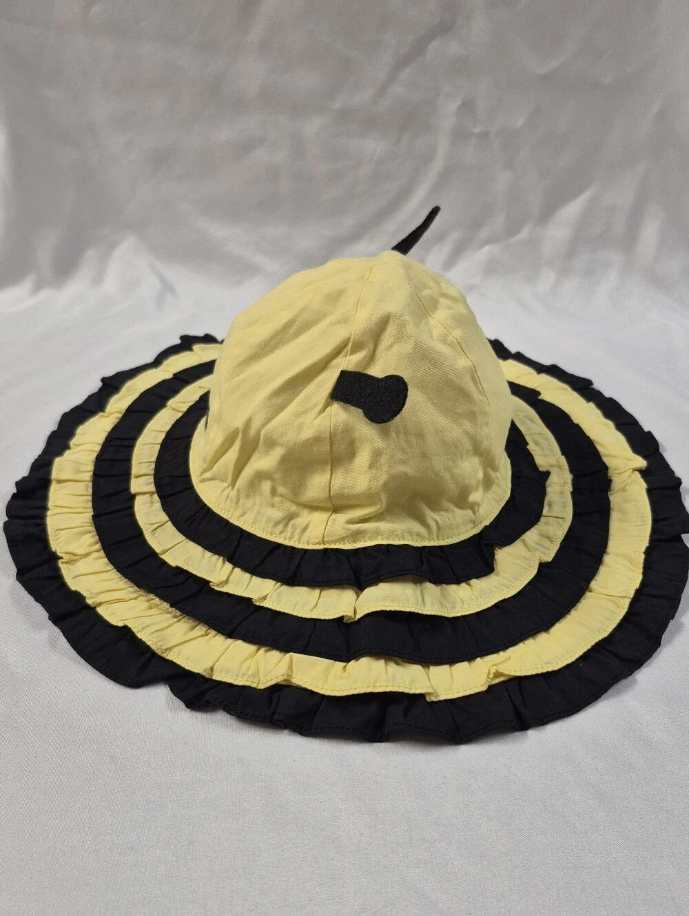 Gymboree Baby Girls Bumble Bee Ruffle Sun Hat Cotton Yellow Black Sz 2T-3T NWT